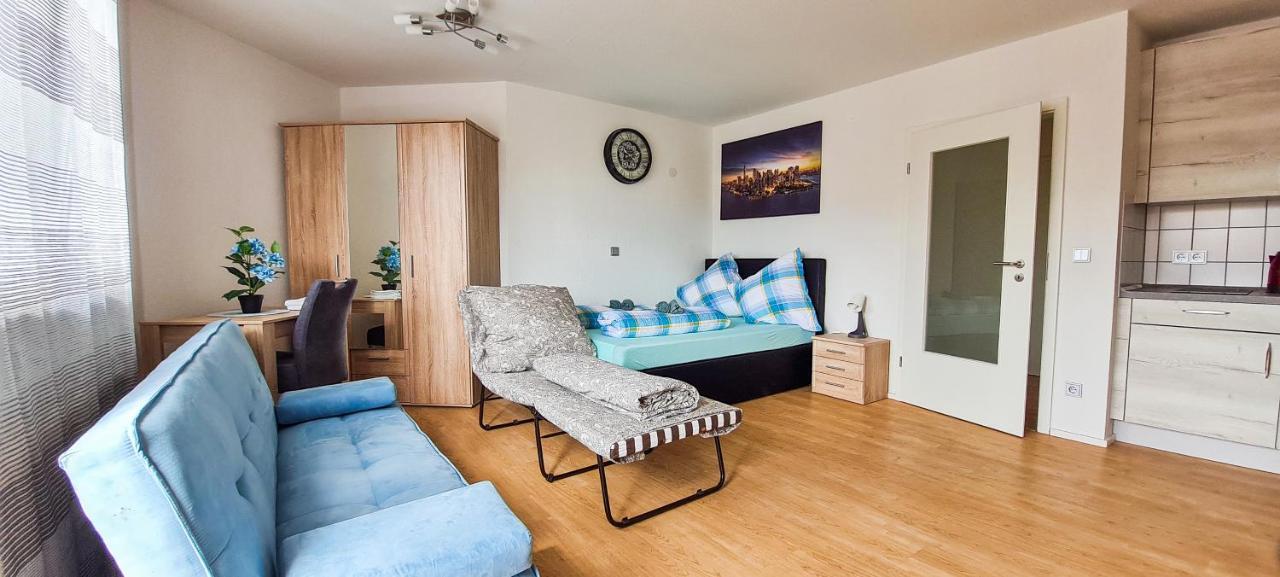 Ruhige Wohnung Im . Private Parkplatz ,Balkon ,Netflix Nürnberg Eksteriør billede